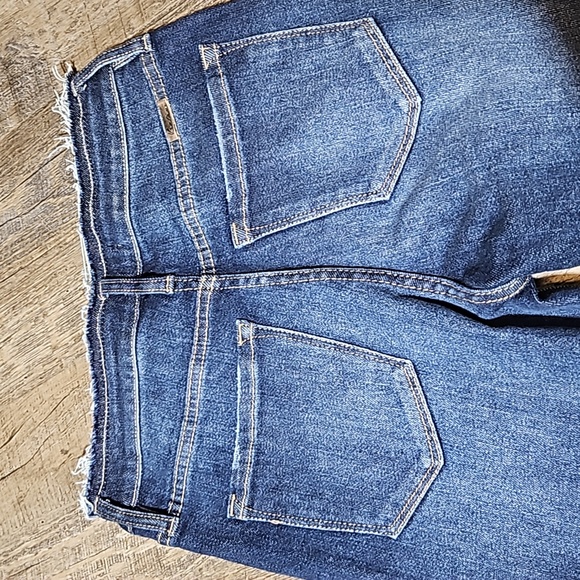 Kancan Jeans - Picture 8 of 8